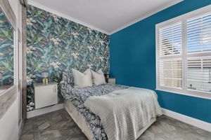 Photo 32- click for photo gallery